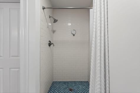 16 Guilford Court Portland ME 04101