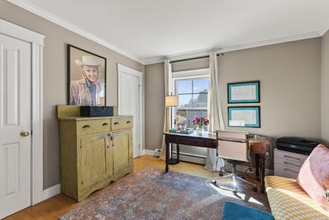 16 Guilford Court Portland ME 04101