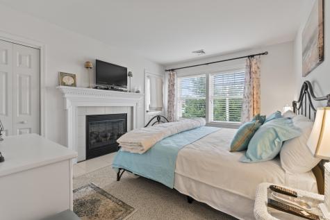 10 Barefoot Cottage Road Wells ME 04090
