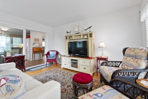 10 Barefoot Cottage Road Wells ME 04090