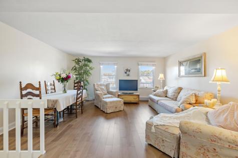 8 Arlington Avenue Kennebunkport ME 04046