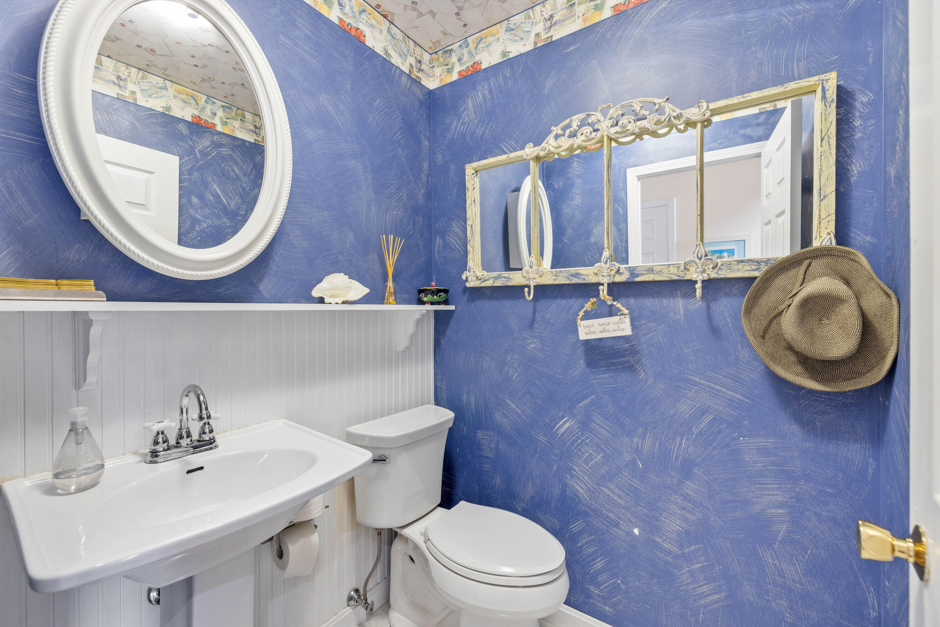 8 Arlington Avenue Kennebunkport ME 04046