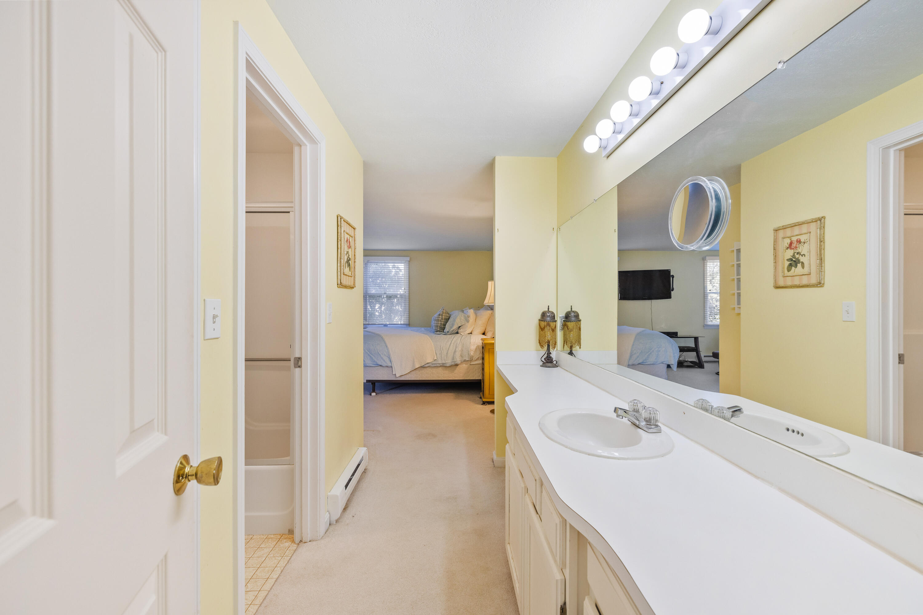 8 Arlington Avenue Kennebunkport ME 04046