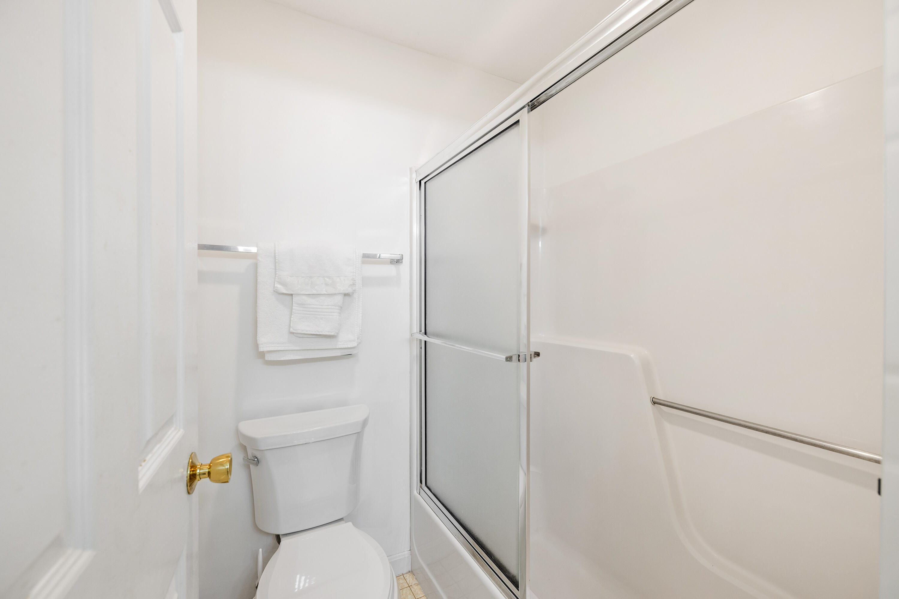 8 Arlington Avenue Kennebunkport ME 04046