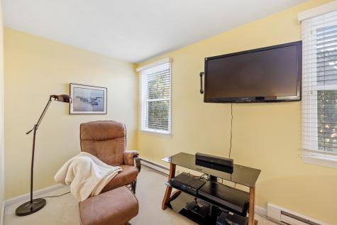 8 Arlington Avenue Kennebunkport ME 04046