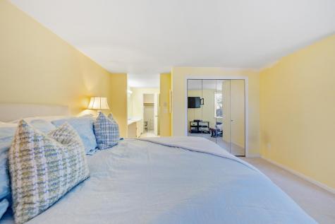 8 Arlington Avenue Kennebunkport ME 04046