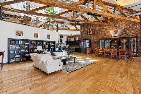 28 Monument Square Portland ME 04101