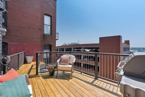 28 Monument Square Portland ME 04101