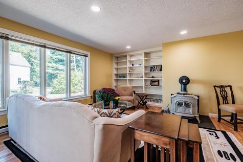 2 Brookmere Way Brunswick ME 04011