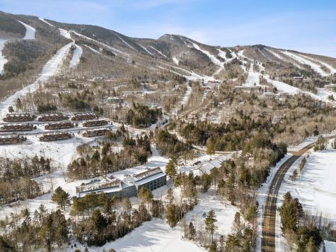 10 Brookside Drive Newry ME 04261