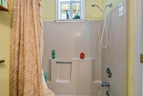 1762 Post Road Wells ME 04090