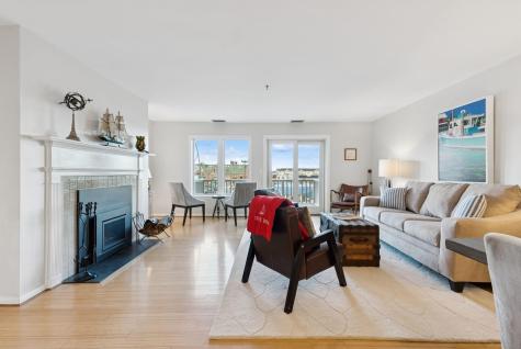 105 Chandlers Wharf Portland ME 04101