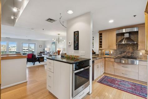 105 Chandlers Wharf Portland ME 04101