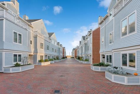 105 Chandlers Wharf Portland ME 04101