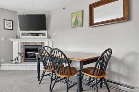 10 Brookside Drive Newry ME 04261