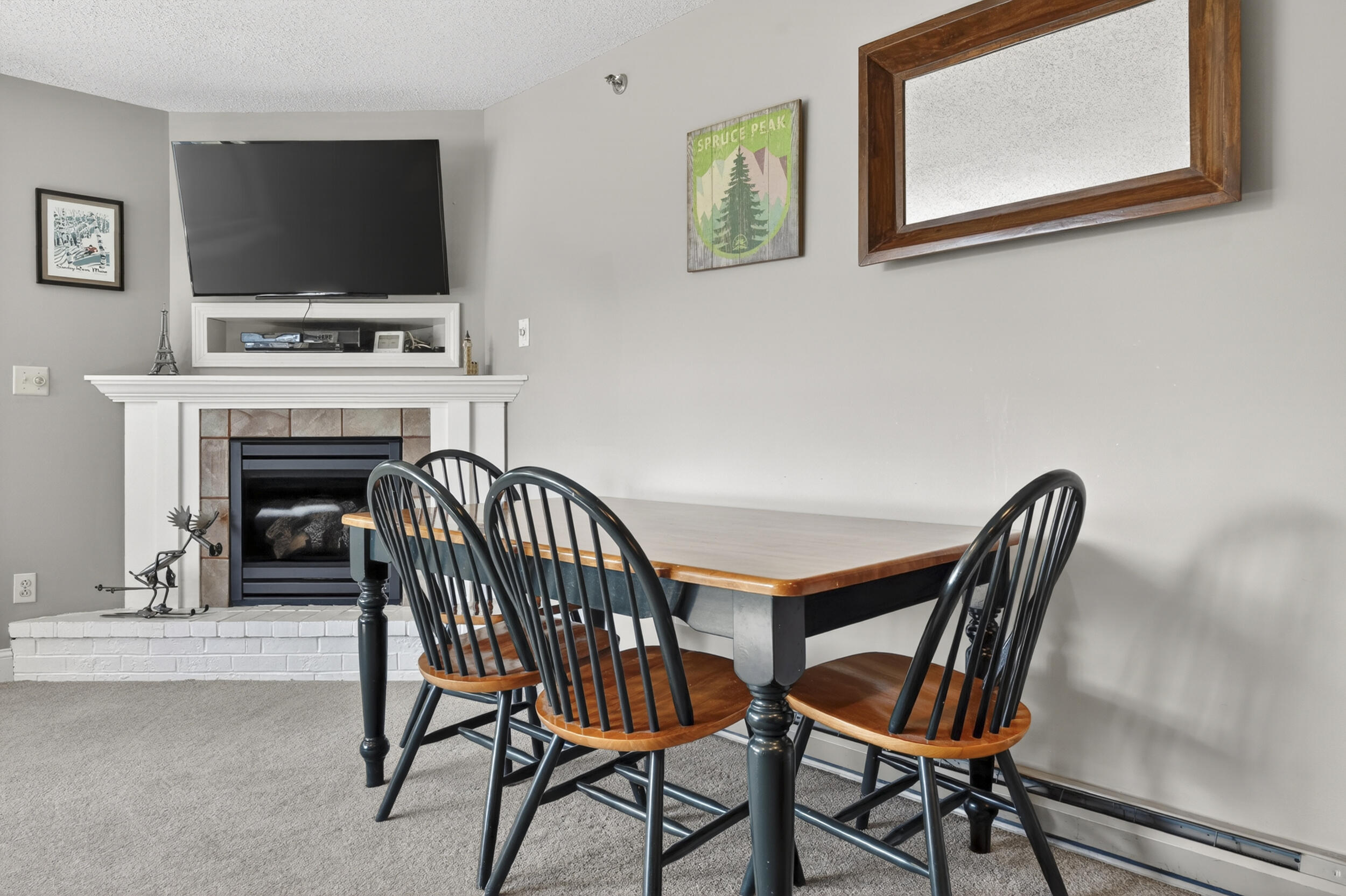 10 Brookside Drive Newry ME 04261