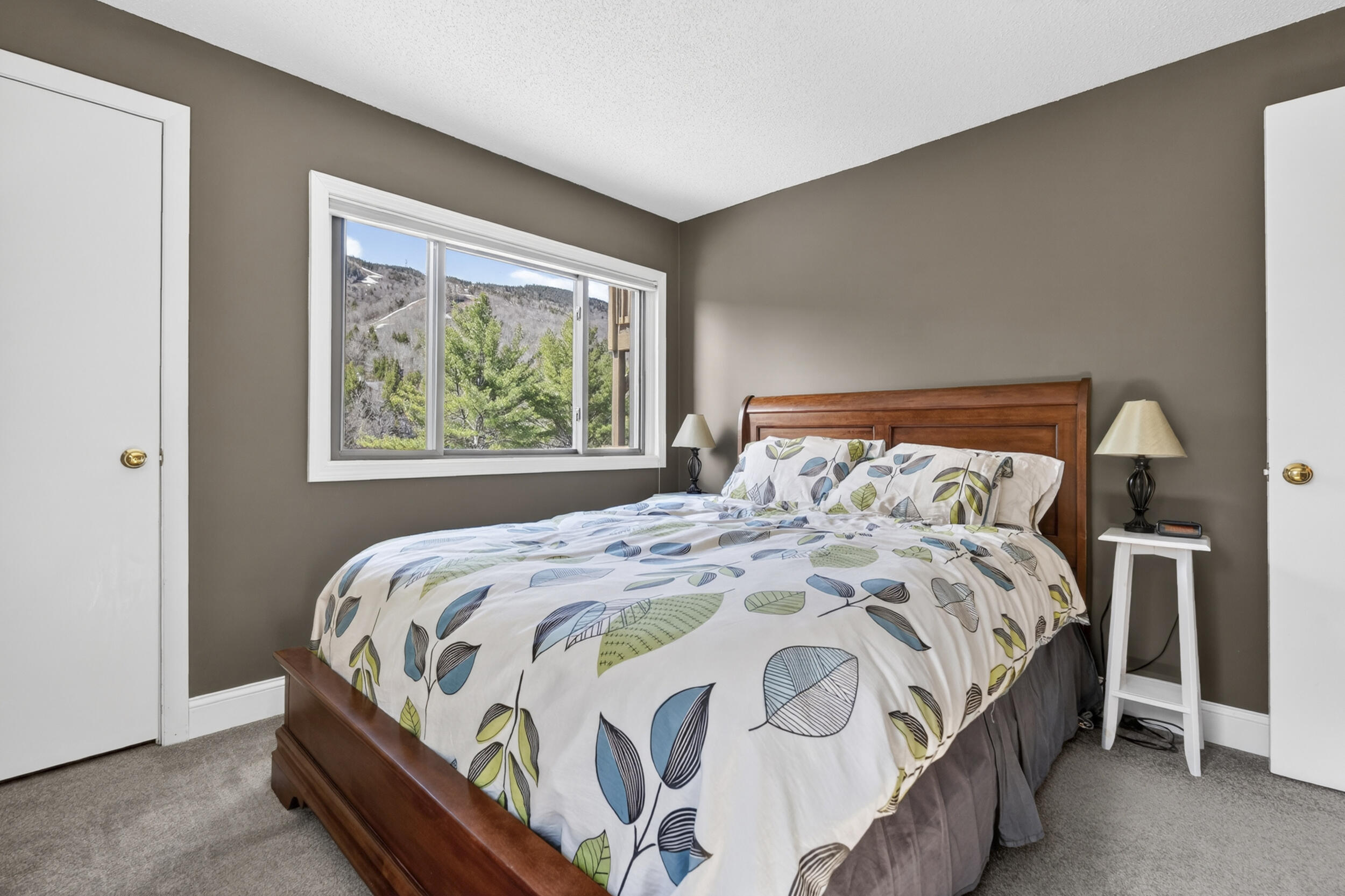 10 Brookside Drive Newry ME 04261
