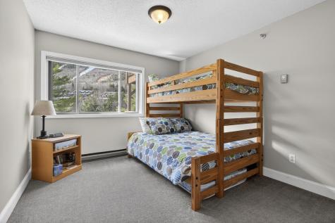 10 Brookside Drive Newry ME 04261