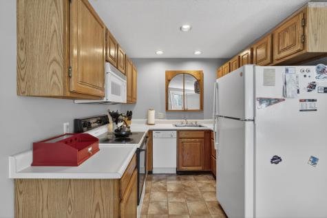 10 Brookside Drive Newry ME 04261