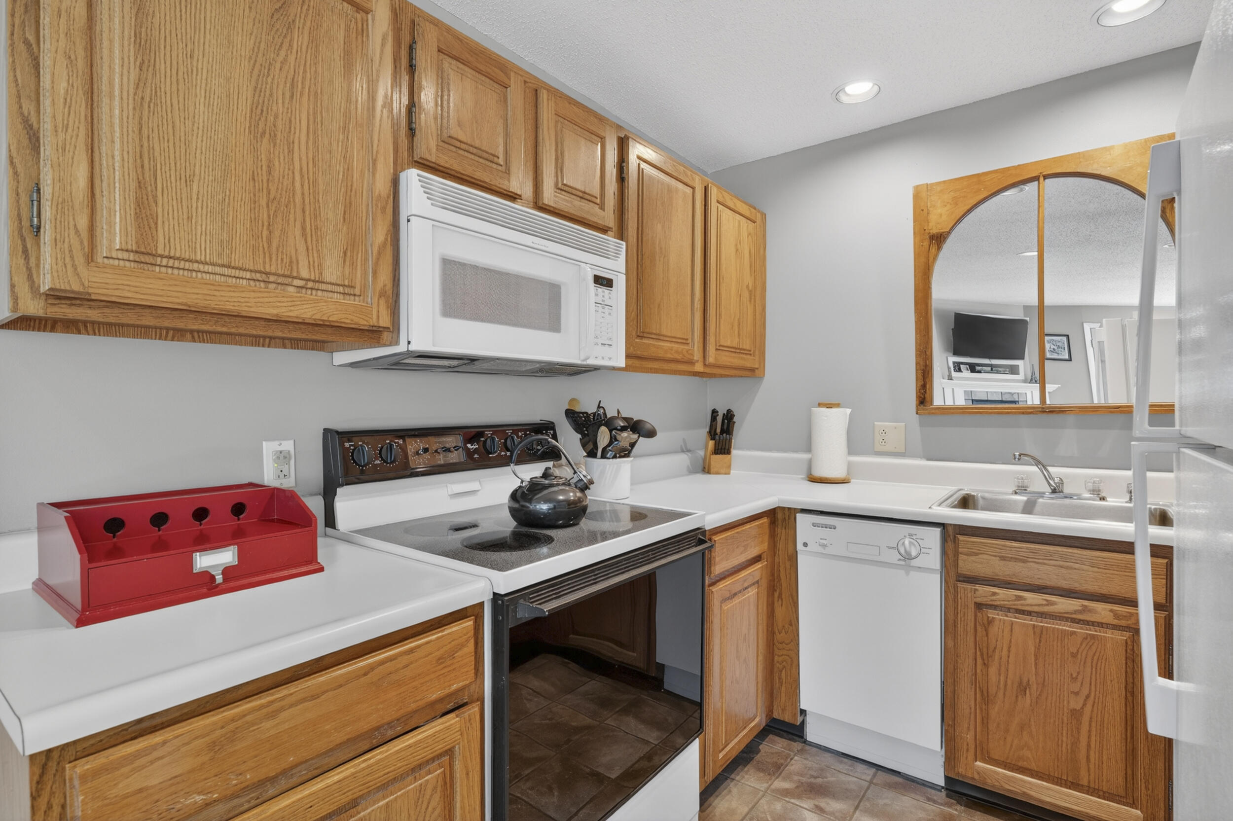 10 Brookside Drive Newry ME 04261