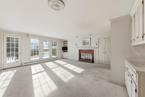 16 Larboard Lane Kennebunk ME 04043