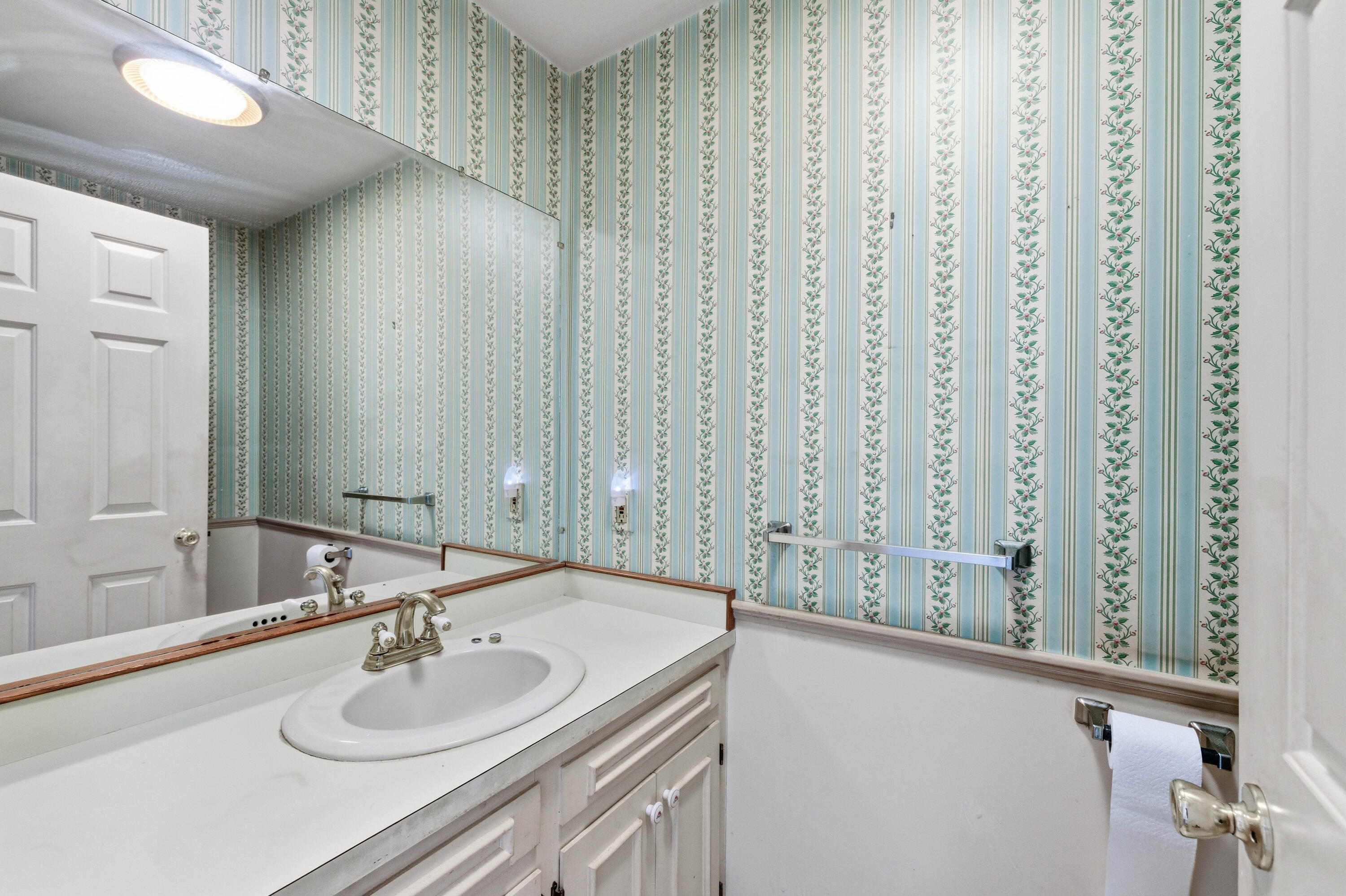 16 Larboard Lane Kennebunk ME 04043