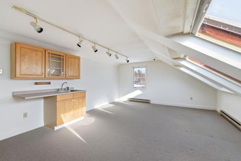 16 Larboard Lane Kennebunk ME 04043