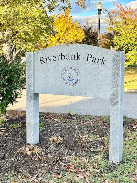 21 Clover Lane Westbrook ME 04098