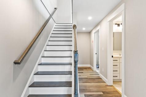 27 Callaway Drive Gray ME 04039