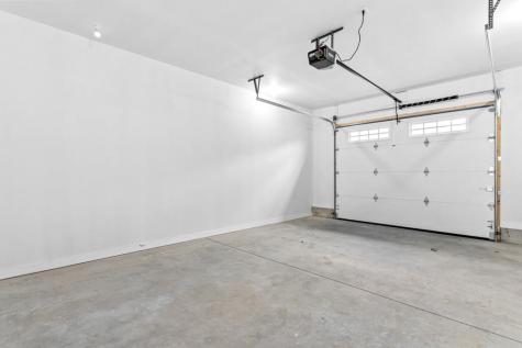 27 Callaway Drive Gray ME 04039
