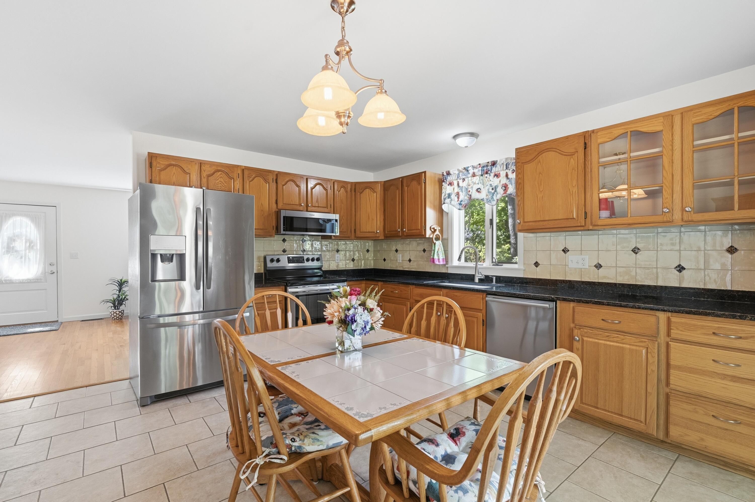 5 Yorke Ridge Way York ME 03909