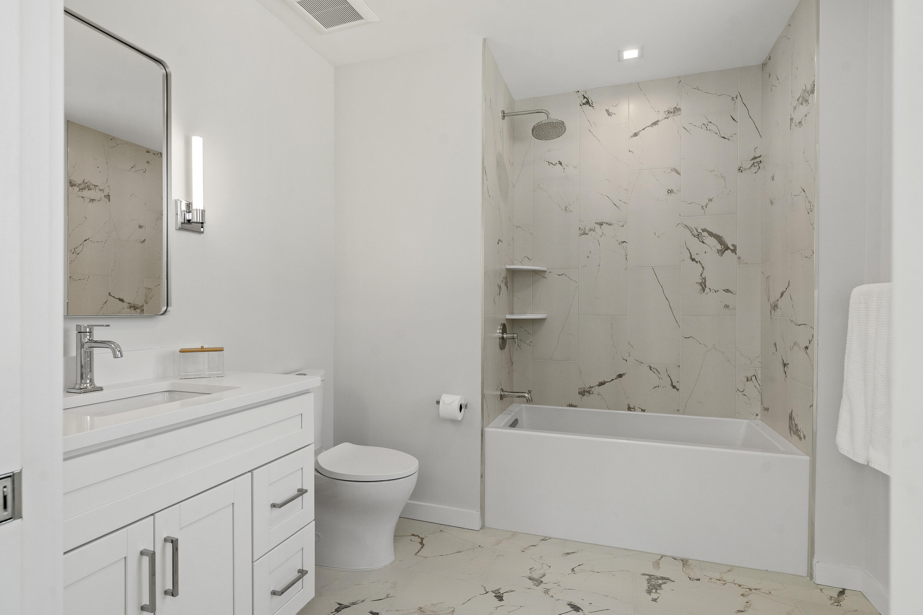 267 Us Route 1 Falmouth ME 04105