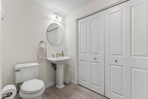 14 Mica Court Topsham ME 04086