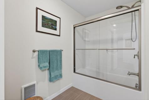 14 Mica Court Topsham ME 04086