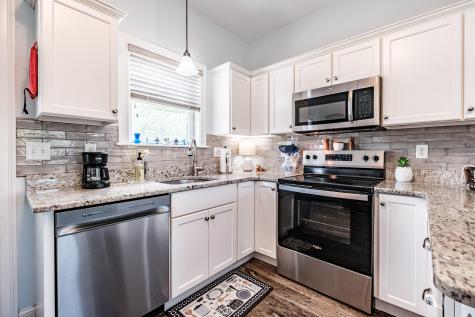 21 Adams Lane Arundel ME 04046