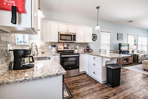 21 Adams Lane Arundel ME 04046
