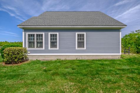 21 Adams Lane Arundel ME 04046