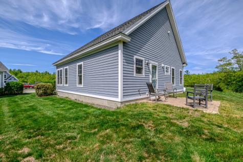 21 Adams Lane Arundel ME 04046