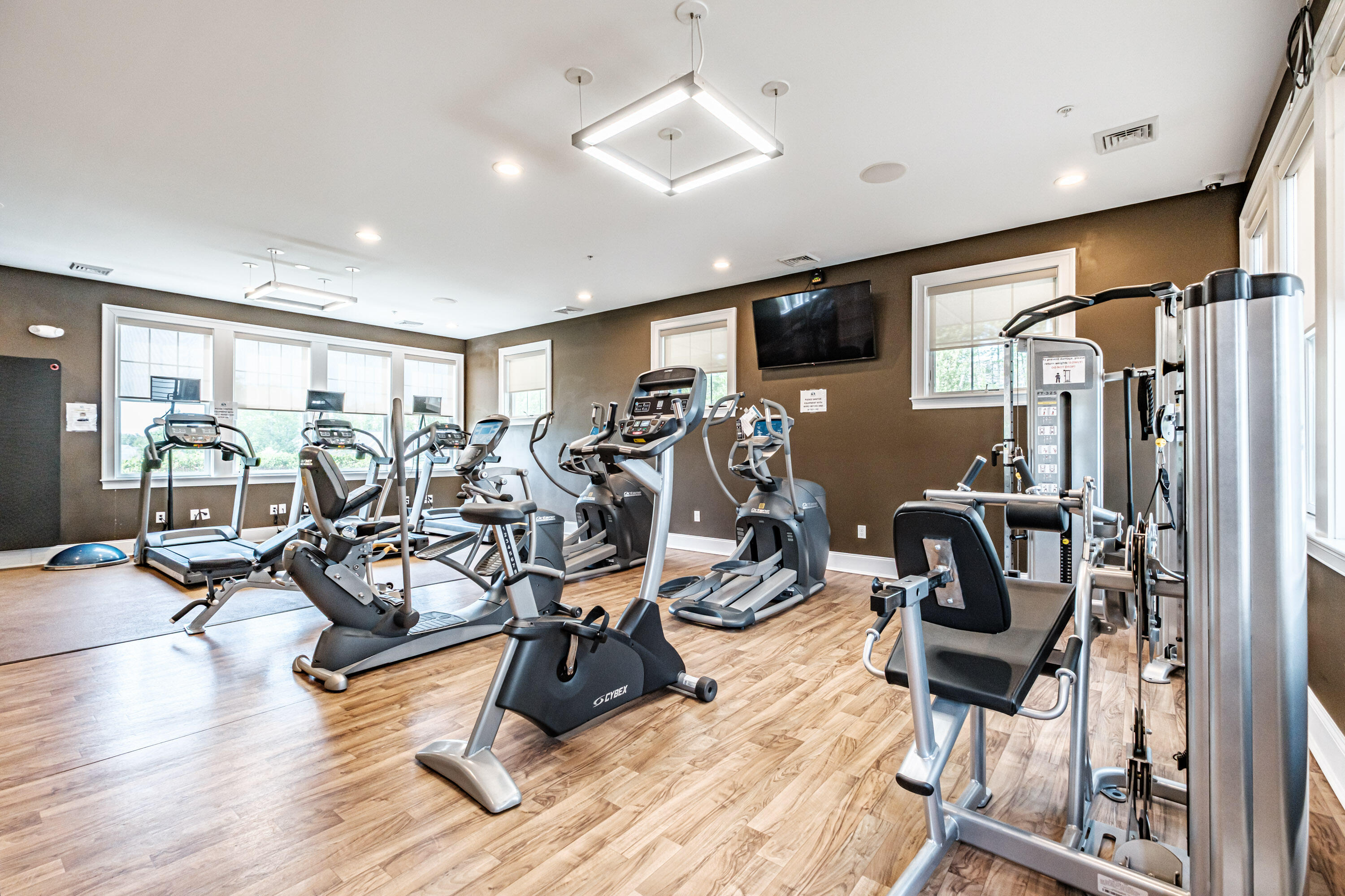 21 Adams Lane Arundel ME 04046