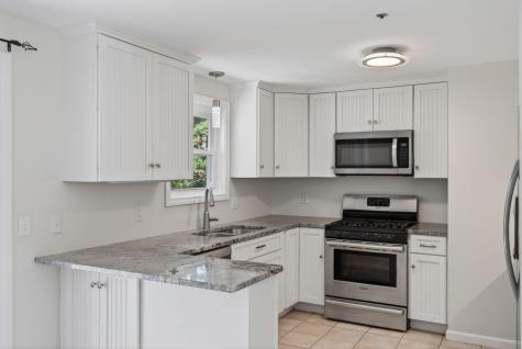 14 Willow Grove Road Brunswick ME 04011