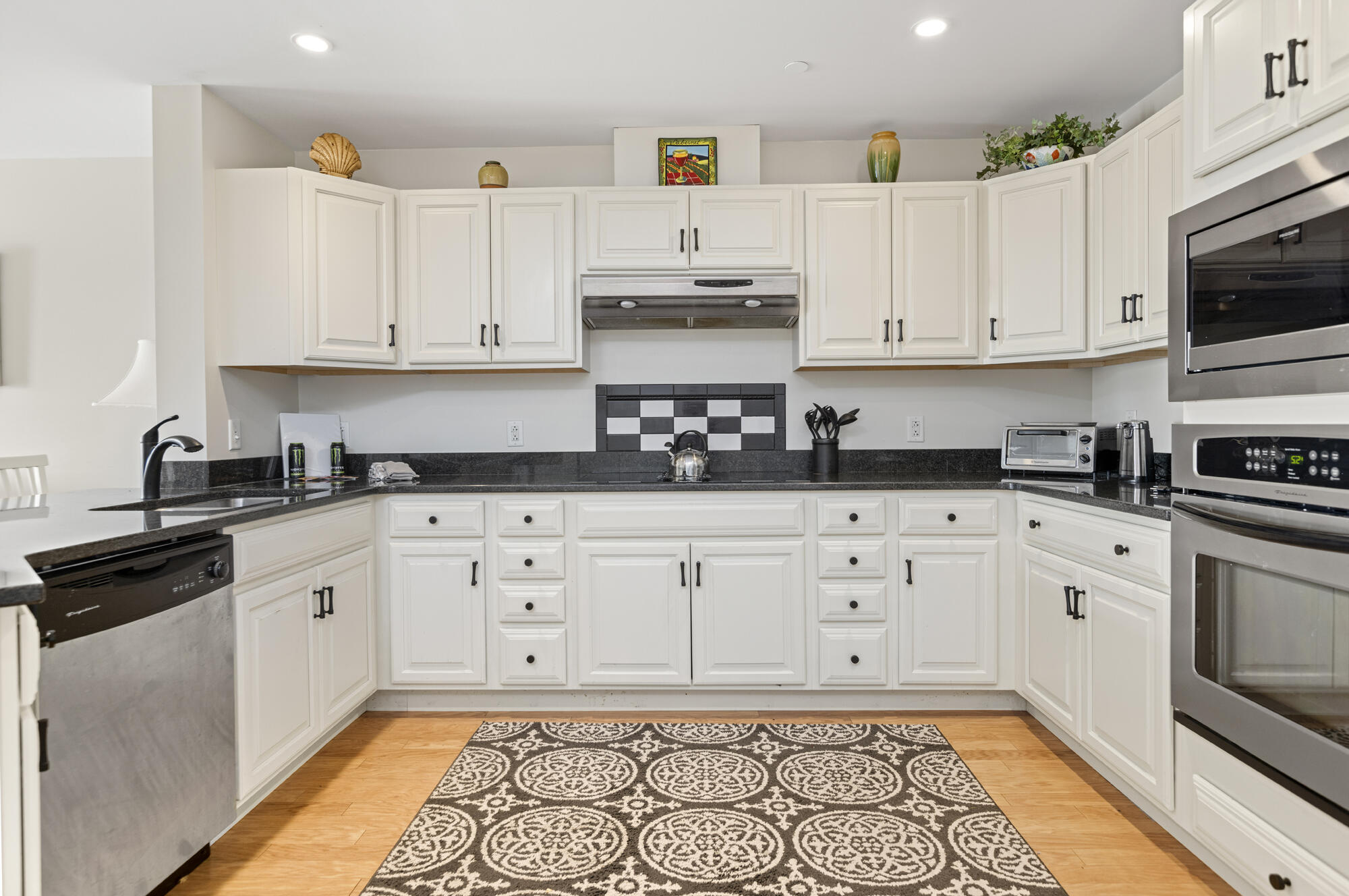 1 E Grand Avenue Old Orchard Beach ME 04064