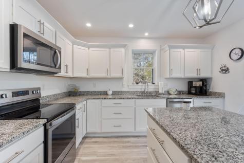 9 Jennifer Lane Wells ME 04090