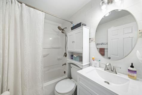 25 Lawrence Street Westbrook ME 04092