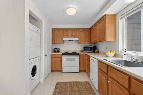 311 Seaside Avenue Saco ME 04072