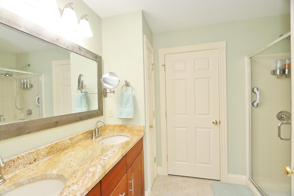 40 Kathryn Lane Bangor ME 04401