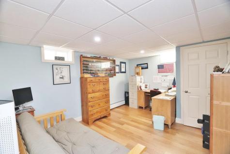 40 Kathryn Lane Bangor ME 04401