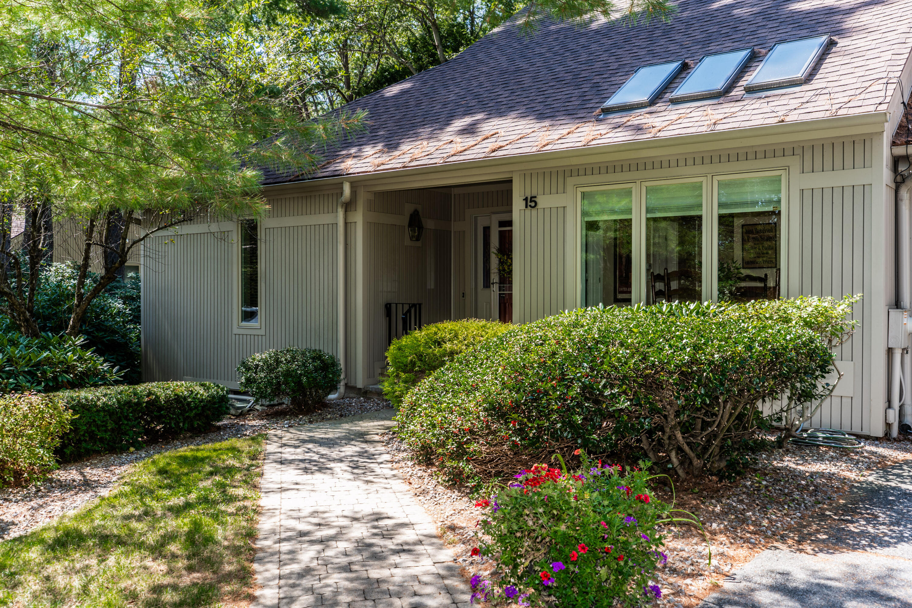 15 Wildwood Drive Cape Elizabeth ME 04107