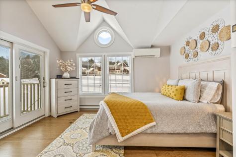29 Winsor Green Road Naples ME 04055