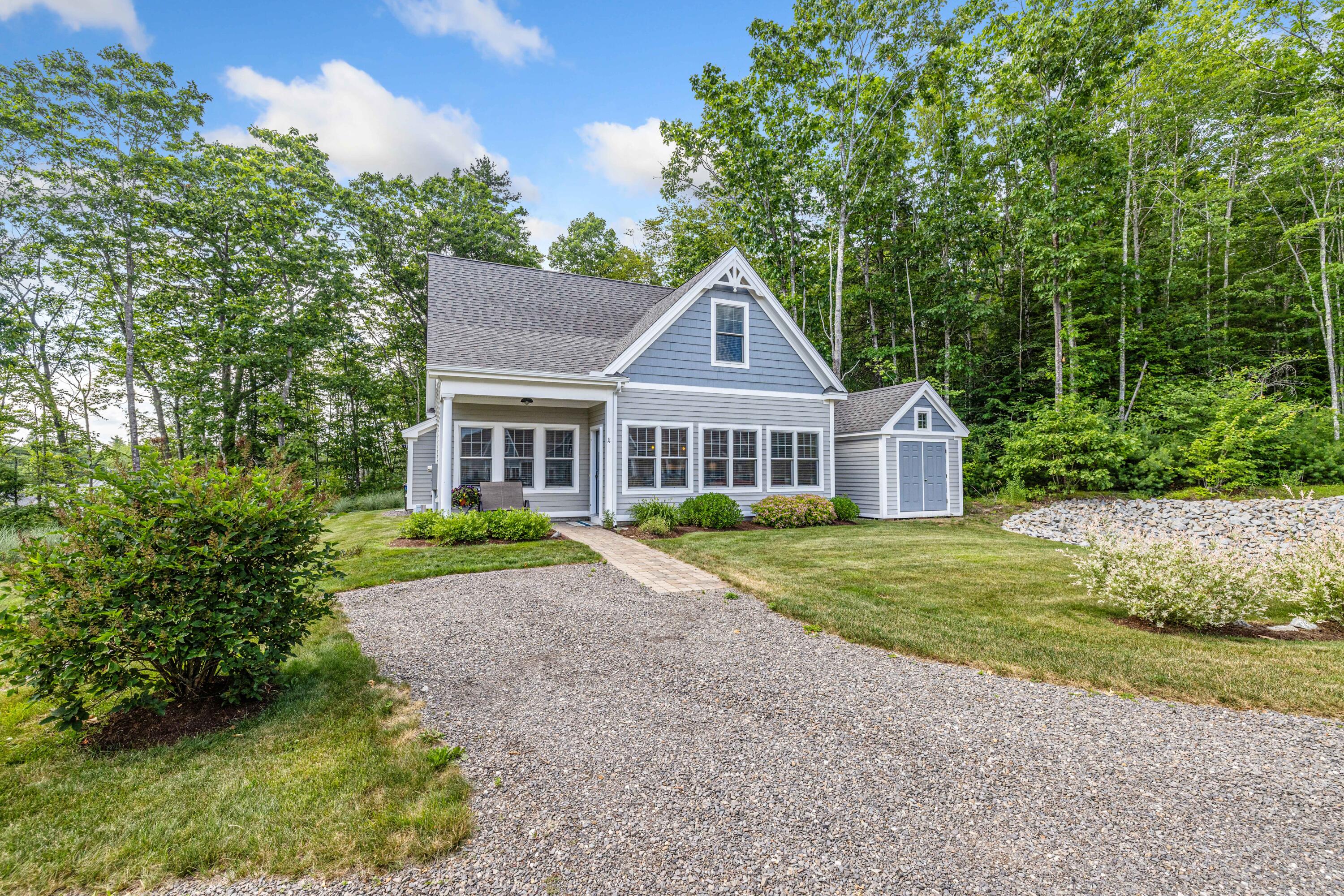 11 Kings Pine Lane Arundel ME 04046