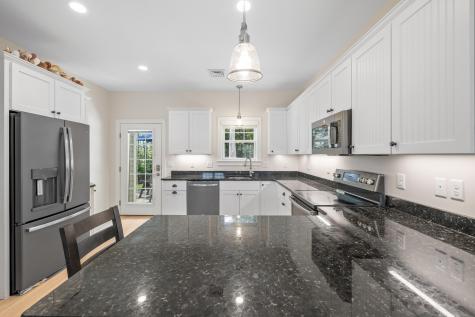 11 Kings Pine Lane Arundel ME 04046